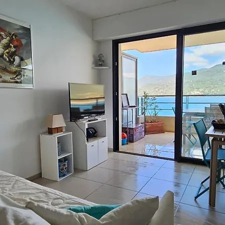 T2 De Standing Cote Plage, Les Pieds Dans L'eau Apartment *